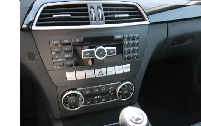 Mercedes-Benz Klasa C cena 42800 przebieg: 215000, rok produkcji 2012 z Sztum małe 667
